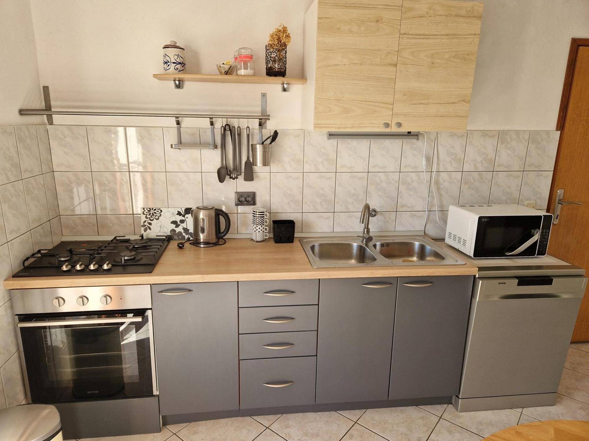 Bugenvila Рогозница Стая снимка